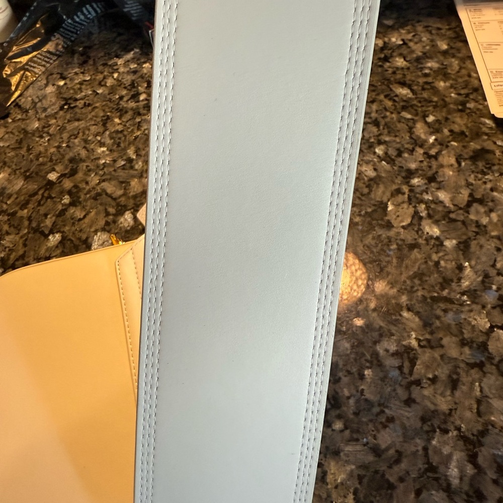 Jacquemus white Le Carinu Shoulder Bag - Picture 8 of 13